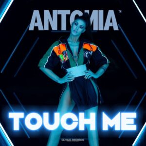 antonia-touch-me